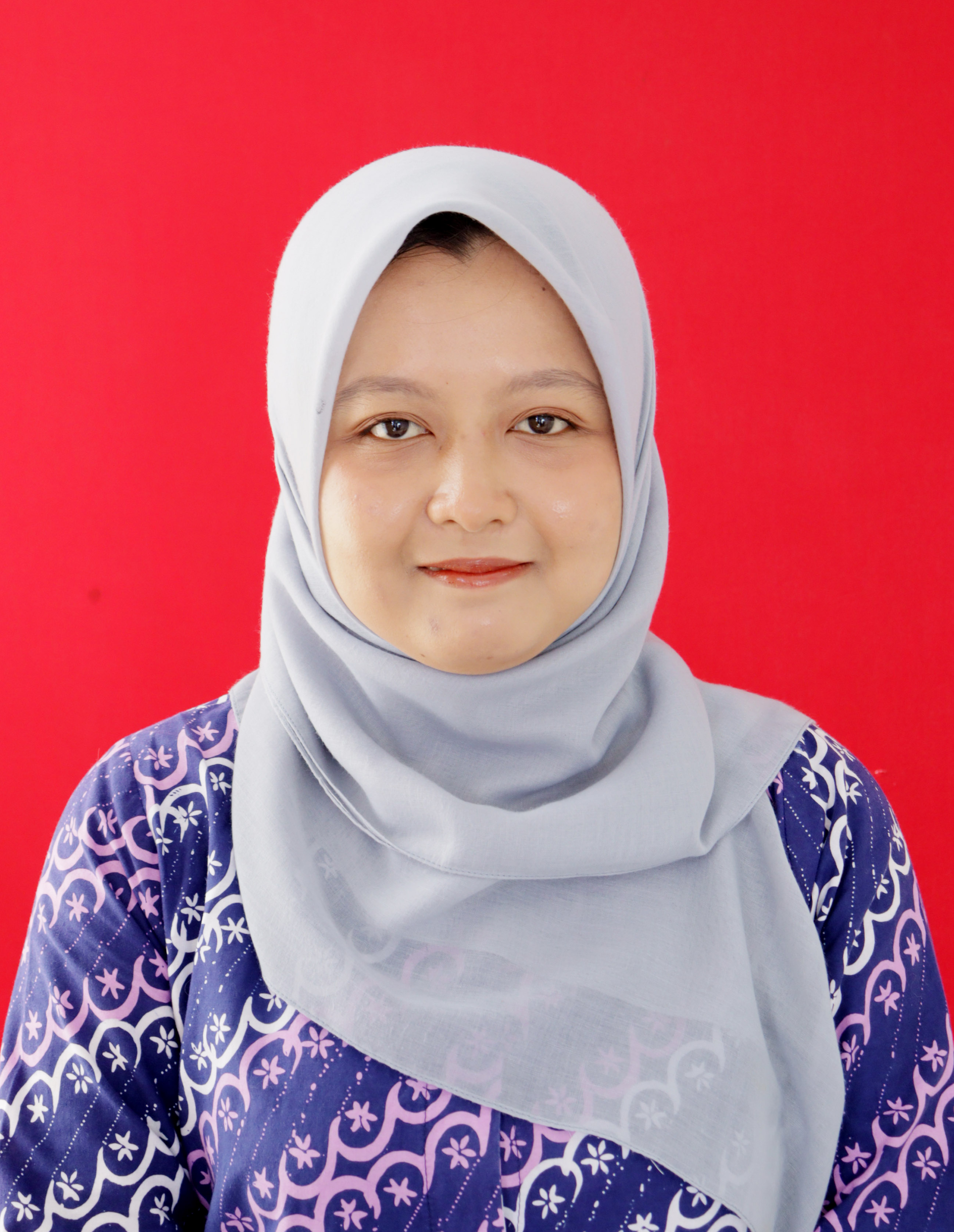 Karina Nafisa Dewi, S.M.